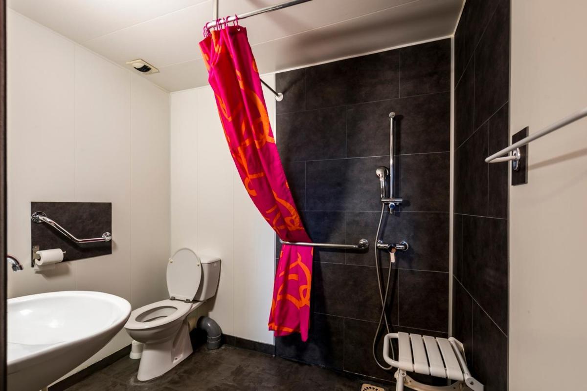Hotel Le Charmagit La Roche-sur-Foron Esterno foto